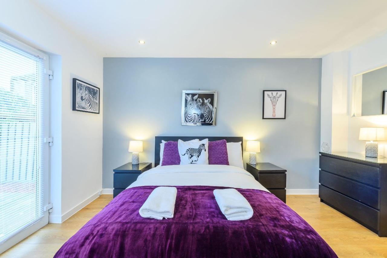 Mosspark Boulevard Exec Apartment i Free Parking Glasgow Eksteriør bilde