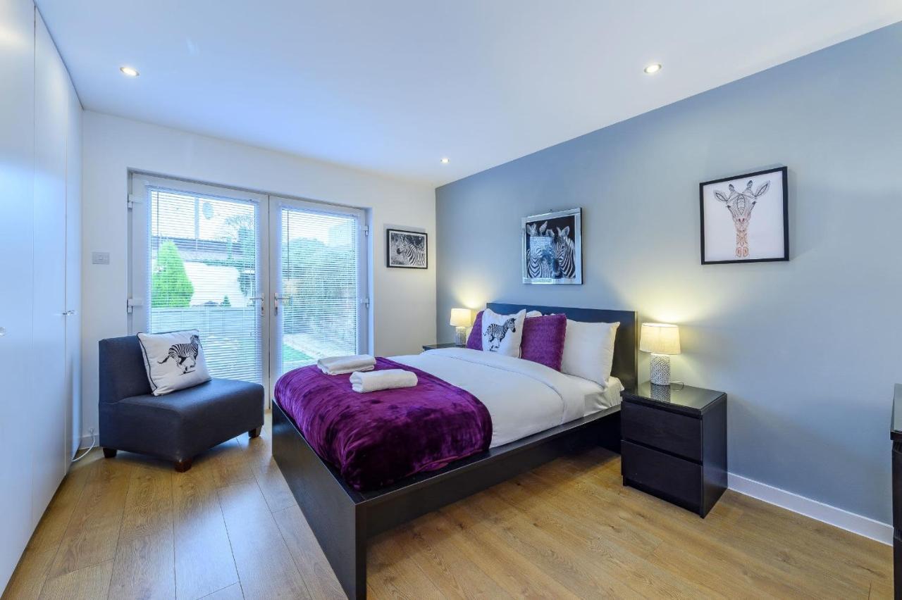 Mosspark Boulevard Exec Apartment i Free Parking Glasgow Eksteriør bilde