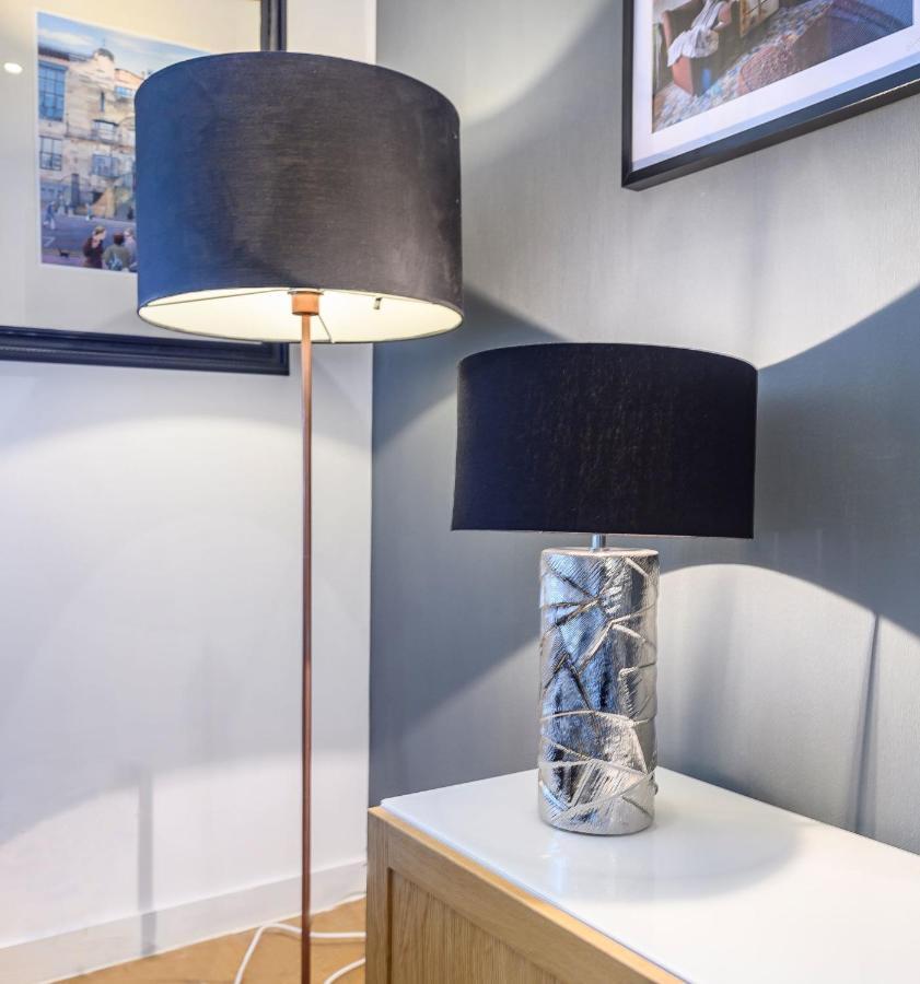 Mosspark Boulevard Exec Apartment i Free Parking Glasgow Eksteriør bilde